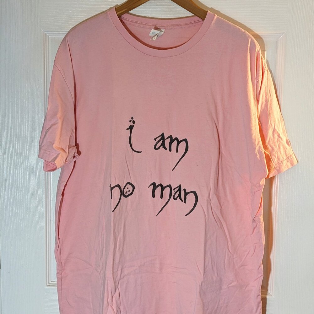 $10!!!  I Am No Man | LOTR Tee